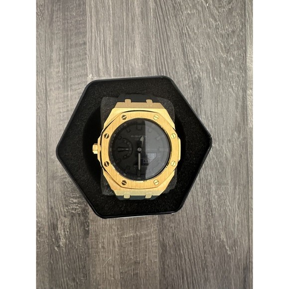 New Casio OAK G-Shock GA2100-1A1 A/D AP Royal Oak Gold Case Black Rubber - Picture 1 of 6